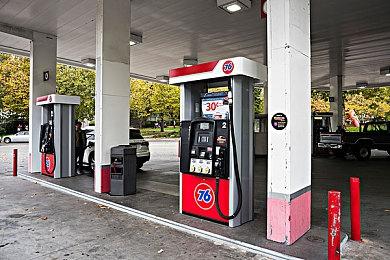 《寂静岭f》第一人称游戏玩法视频 更加恐怖